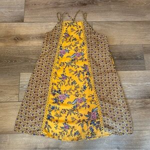 Francesca’s Mi Ami Sundress Yellow Floral Adjustable Strap Summer Size Medium